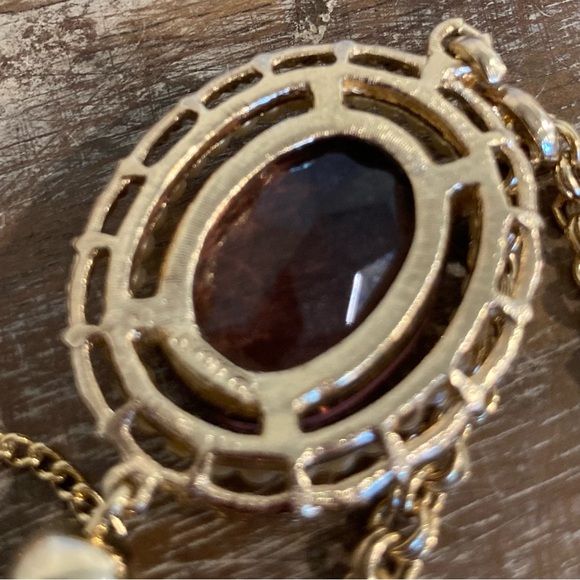 1972 Avon Fashion Accents Purple Pendant with Gold Tone Necklace 30” - Picture 6 of 12